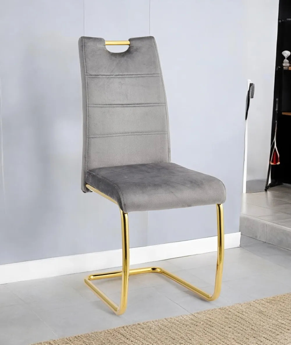 Lot de 6 chaises EAGLE pieds gold velours