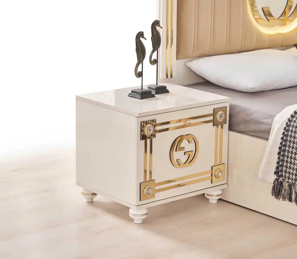 Chambre à coucher GUGGI Gold complète