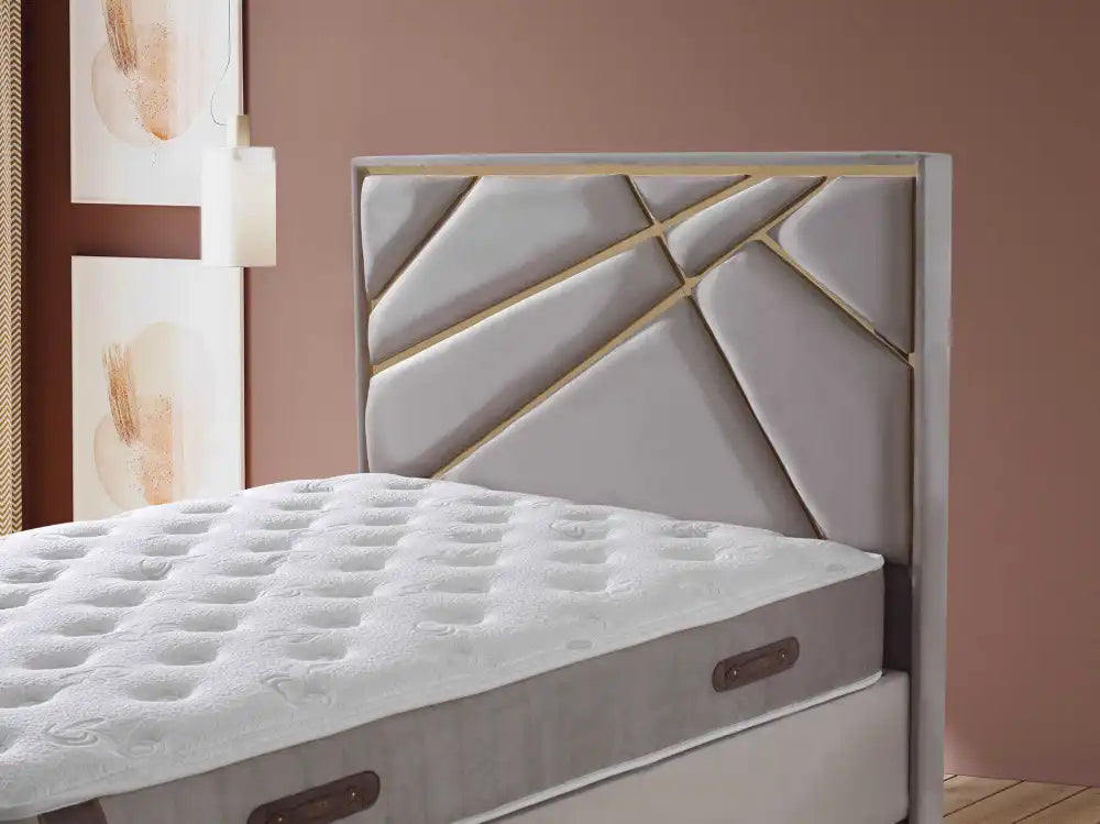 Lit coffre 160x200 RESITAL velours #couleur_beige-dore