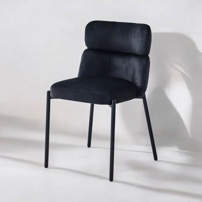 Lot de 4 chaises STEPHANY pieds noir velours 